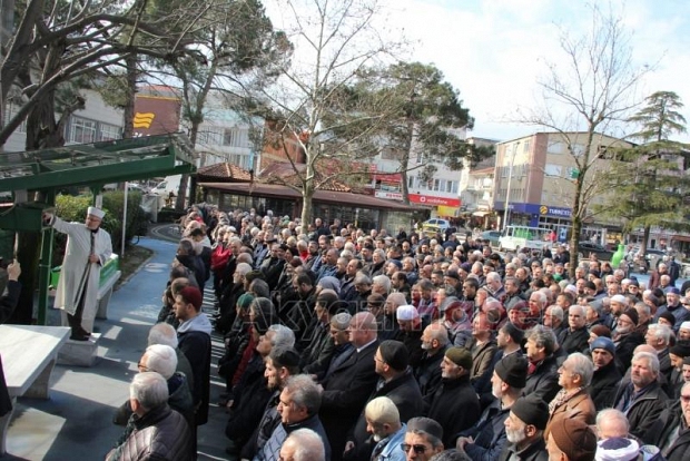 Ahmet Kınal Defnedildi