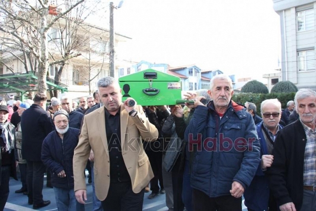 Ahmet Kınal Defnedildi
