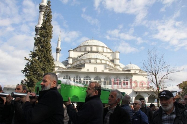 Ahmet Kınal Defnedildi
