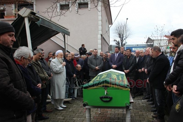 Ahmet Kınal Defnedildi