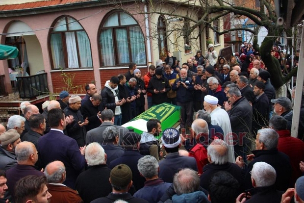 Ahmet Kınal Defnedildi