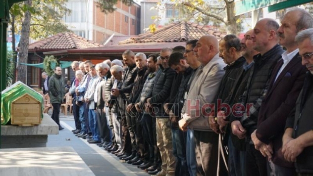 Ahmet Şimşir dualarla defnedildi