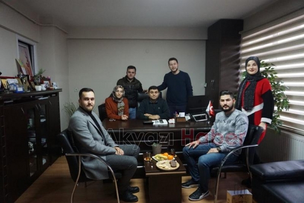 Ak Parti Gençlik Kollarından Akyazı Habere Ziyaret
