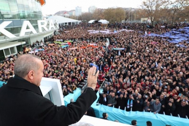 AK Parti İlçe Teşkilatı Ankara'ya çıkartma yaptı