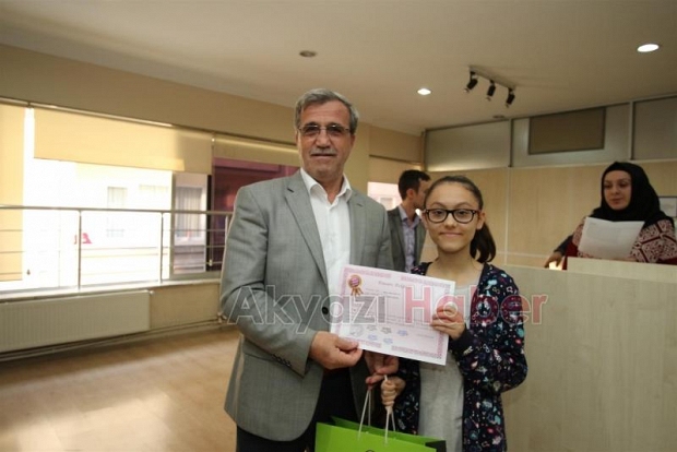 AKCANDAN BİLGİ ve KÜLTÜR EVİNDE VELİLERE TEOG SEMİNERİ