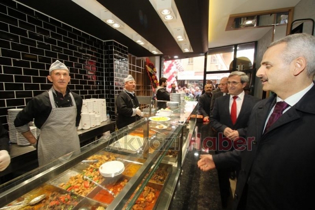 Akgün Restoran Dualarla Açıldı