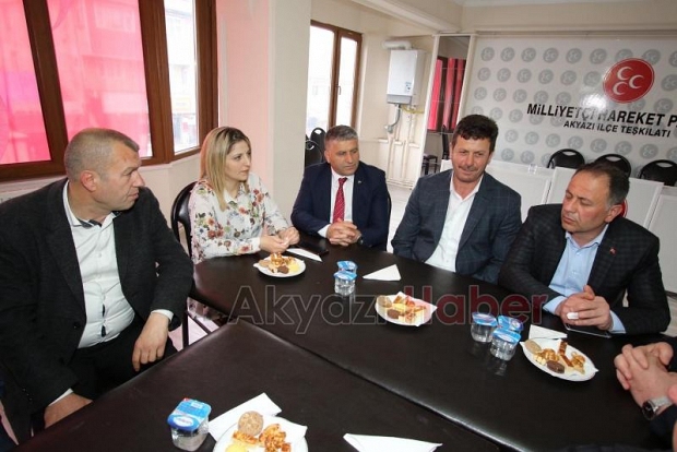 Akpartiden Mhp ilçe teşkilatına teşekkür ziyareti