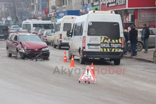 Akyazı Ada Caddesinde Kaza