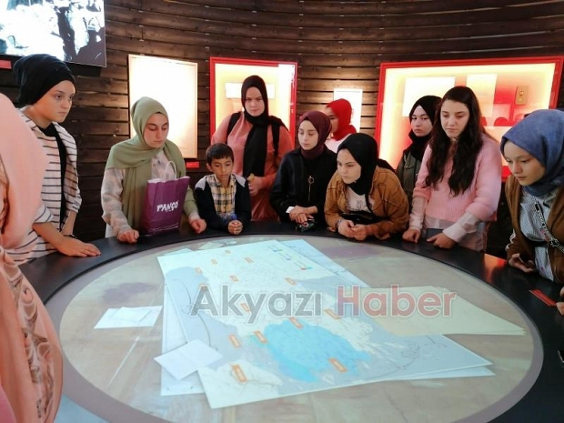 Akyazı AİHL Öğrencilerinden Bilim ve Kültür Gezisi