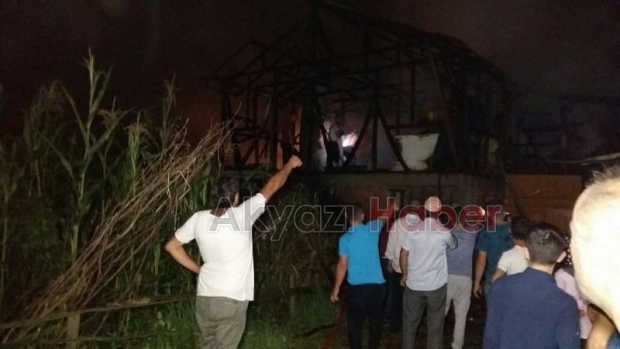 Akyazı Altındere Mahallesinde Yangın