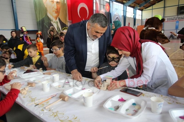 AKYAZI BELEDİYESİ ÇOCUK KULÜBÜNDEN ÇOK ÖZEL ETKİNLİK