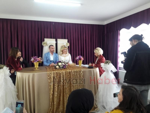 AKYAZI BELEDİYESİ YENİ NİKAH SALONU HİZMETE AÇILDI