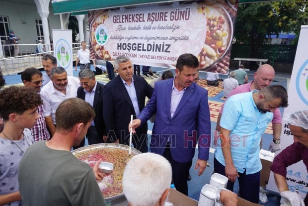 Akyazı Belediyesinden Aşure Gününe yoğun katılım