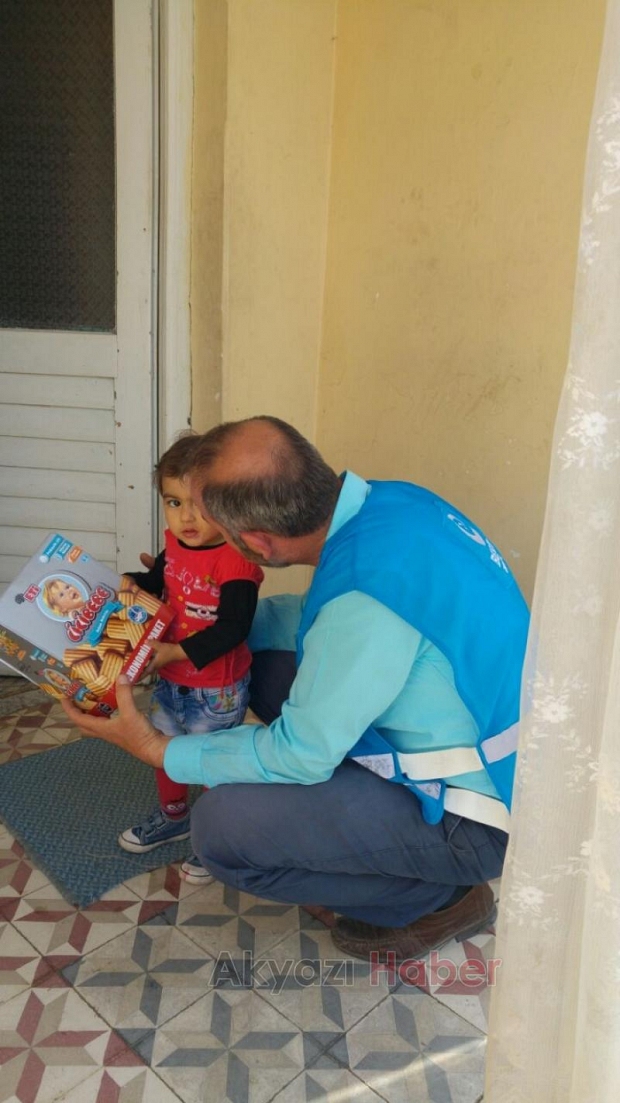 AKYAZI BEŞIR DERNEĞI NDEN 62 AİLEYE YARDIM