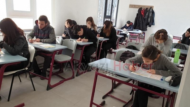 Akyazı bilgin Kolejiden Kış Gecesi Organizasyonu