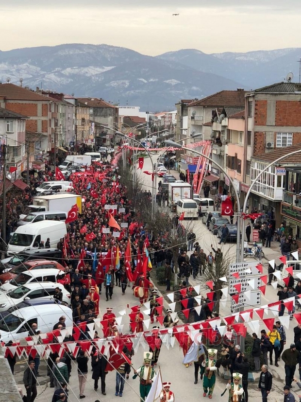 Akyazı'da Binler Mehmetçik İçin Yürüdü