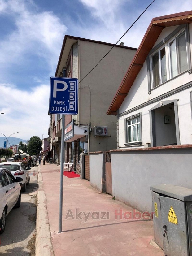 Akyazı'da çapraz park dönemine son