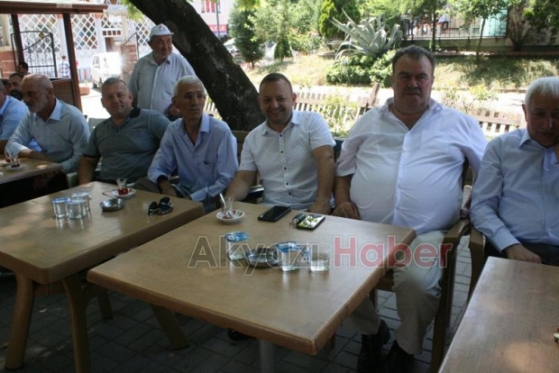 AKYAZI'DA PROTOKOL BAYRAMLAŞTI