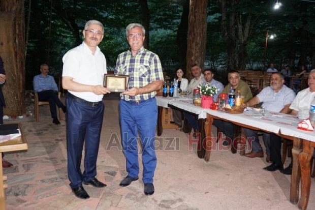 Akyazı'dan ayrılan hakim ve savcılara veda yemeği