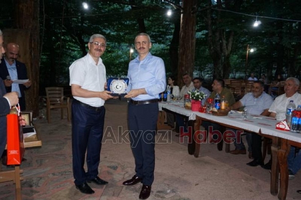 Akyazı'dan ayrılan hakim ve savcılara veda yemeği