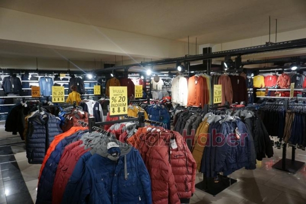Akyazı Fulla'da Dev İndirim