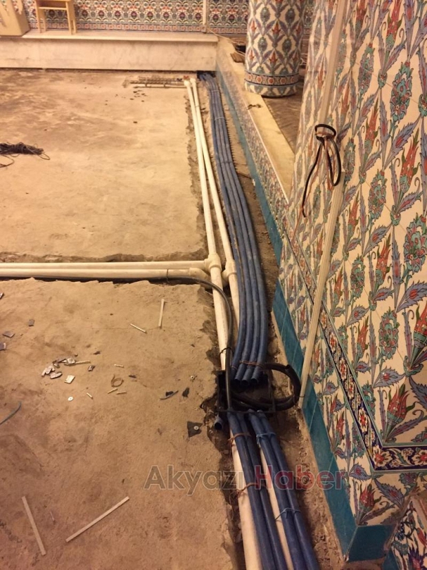 Akyazı Gazi Süleymapaşa Camii’nde Tadilat Çalışması