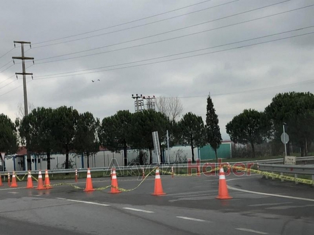 Akyazı Gişeleri Kapatıldı