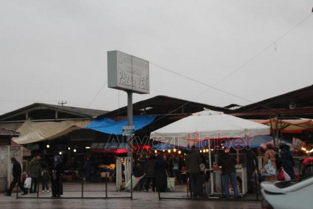 Akyazı Haber Pazarın Nabzını Tuttu