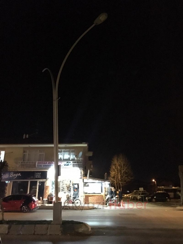 Akyazı Haber tehlikeye dikkat çekti SEDAŞ önlem aldı