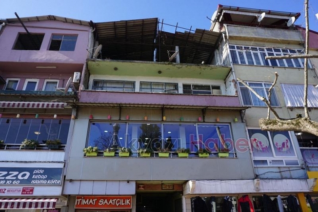 Akyazı İlçe Teşkilatına Yeni Bina