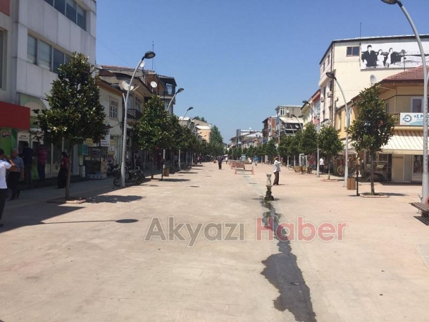 Akyazı Kavruluyor