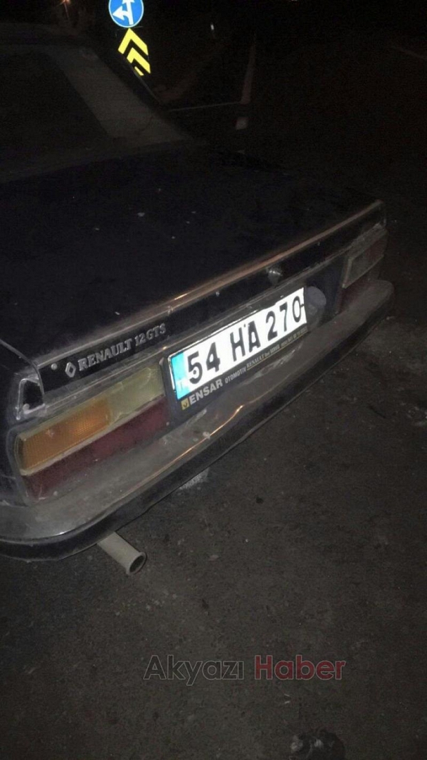 Akyazı Kazancı kavşağında trafik kazası