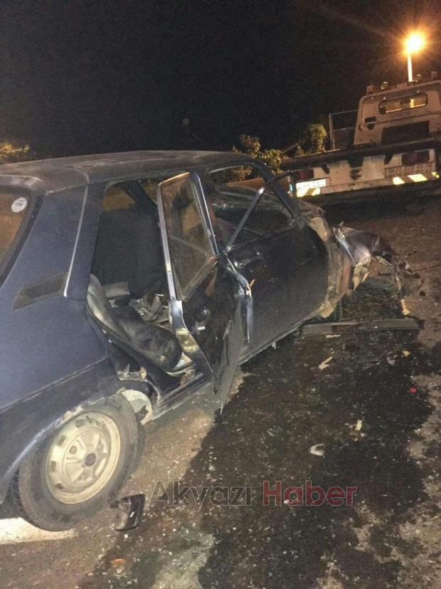 Akyazı Kazancı kavşağında trafik kazası