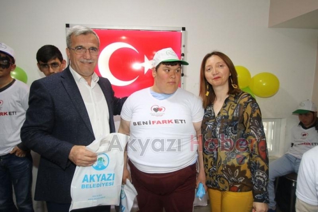 AKYAZI KENT KONSEYİ ENGELLİ ÇOCUKLARIN YANINDA