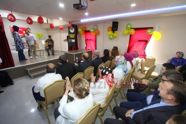 AKYAZI KENT KONSEYİ ENGELLİ ÇOCUKLARIN YANINDA