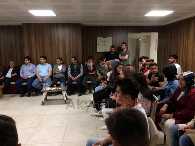 Akyazı KYK da yıl sonu programı