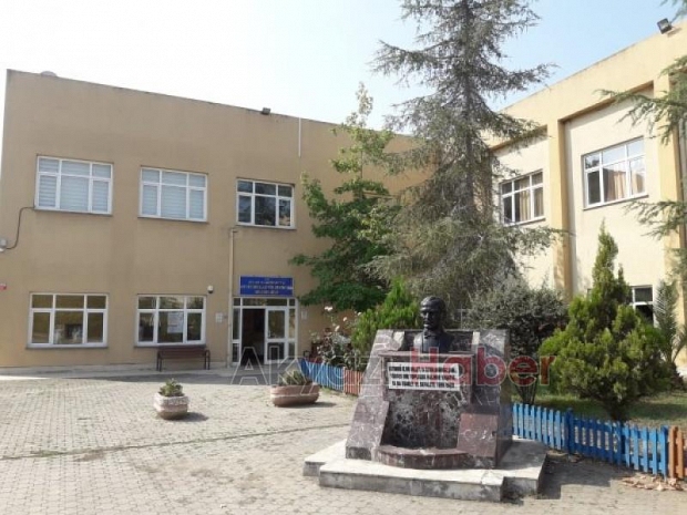 Akyazı Meslek Yüksek Okulunda Tüm Kontenjanlar Doldu