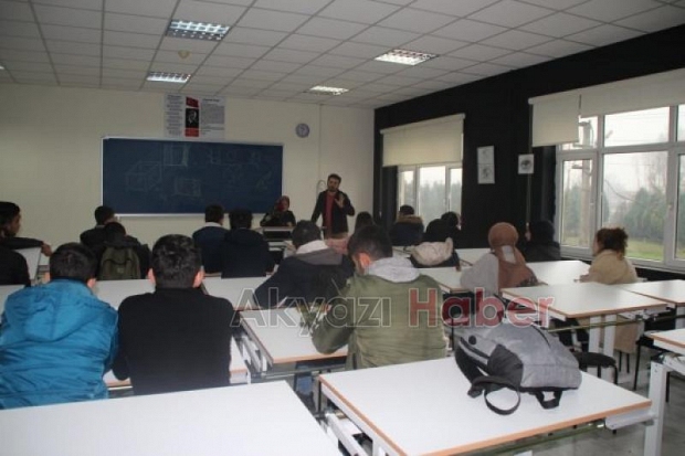 Akyazı MYO'da duygusal söyleşi Gözyaşlarını tutamadılar