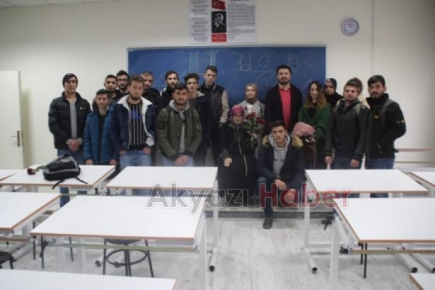 Akyazı MYO'da duygusal söyleşi Gözyaşlarını tutamadılar
