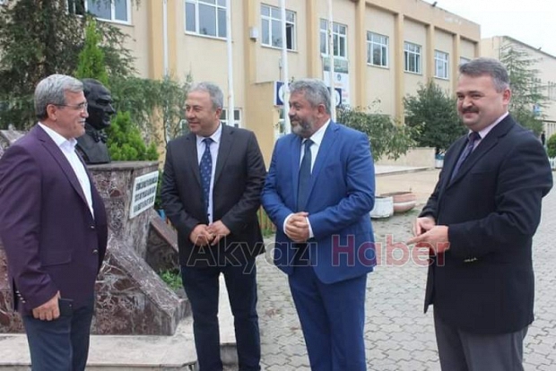 Akyazı MYOda devir teslim yapıldı