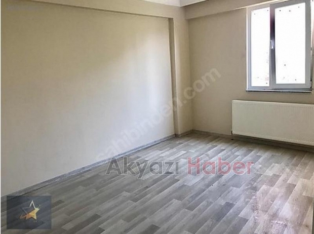 Akyazı nın gözde yerinde satılık bina