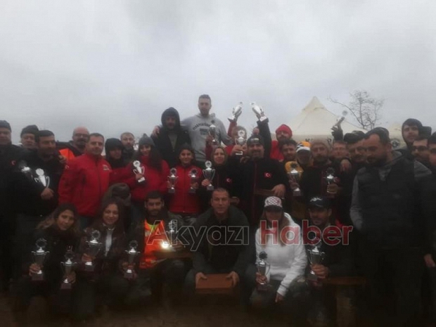 Akyazı OffRoad Grubu Kandıra'da birinci oldu
