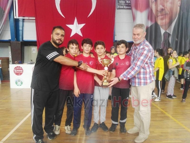 Akyazı Ortaokullararası Masa Tenisi Turnuvası Final