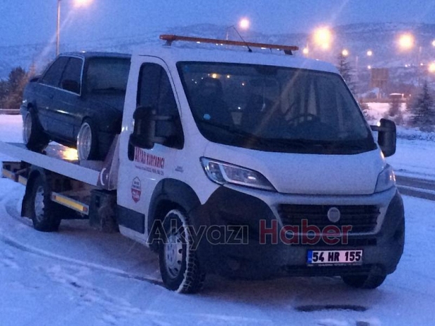  Akyazı Oto Kurtarıcıyla Çaresiz Değilsiniz