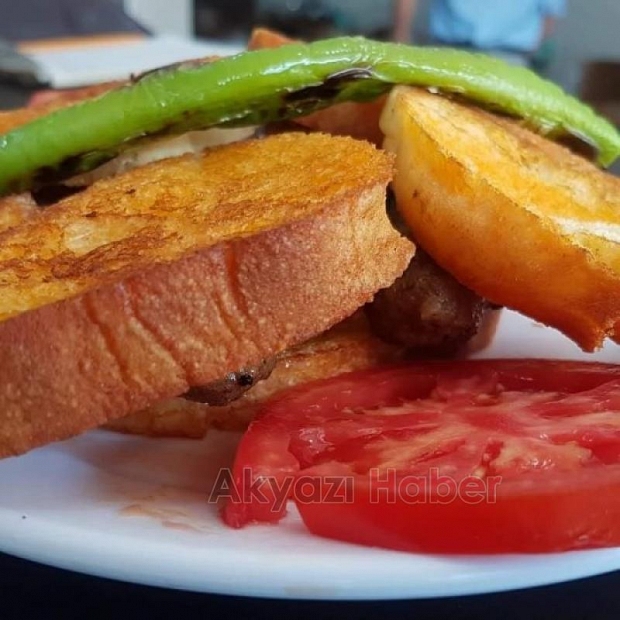 Akyazı Paşa Köftecisi 