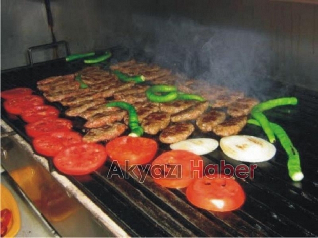 Akyazı Paşa Köftecisinde Kampanya