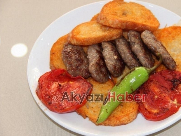 Akyazı Paşa Köftecisinde Kampanya