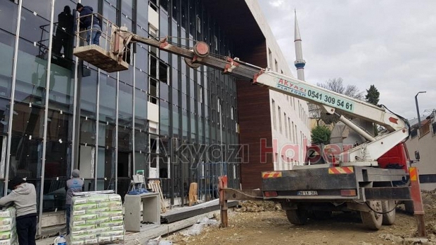 Akyazı Platform Vinç Hizmetinizde 