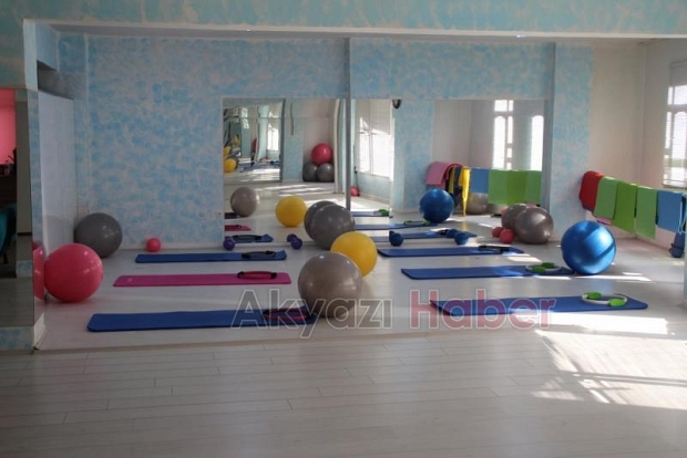 Akyazı Power Pilates ve Zumba Salonu Hizmetinizde