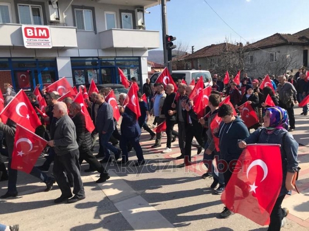 Akyazı şehitlerimiz için tek yürek oldu